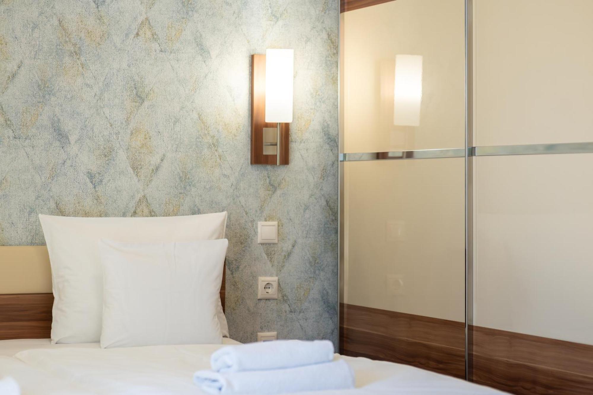 B&B ライタ パーク Mosonmagyaróvár エクステリア 写真
