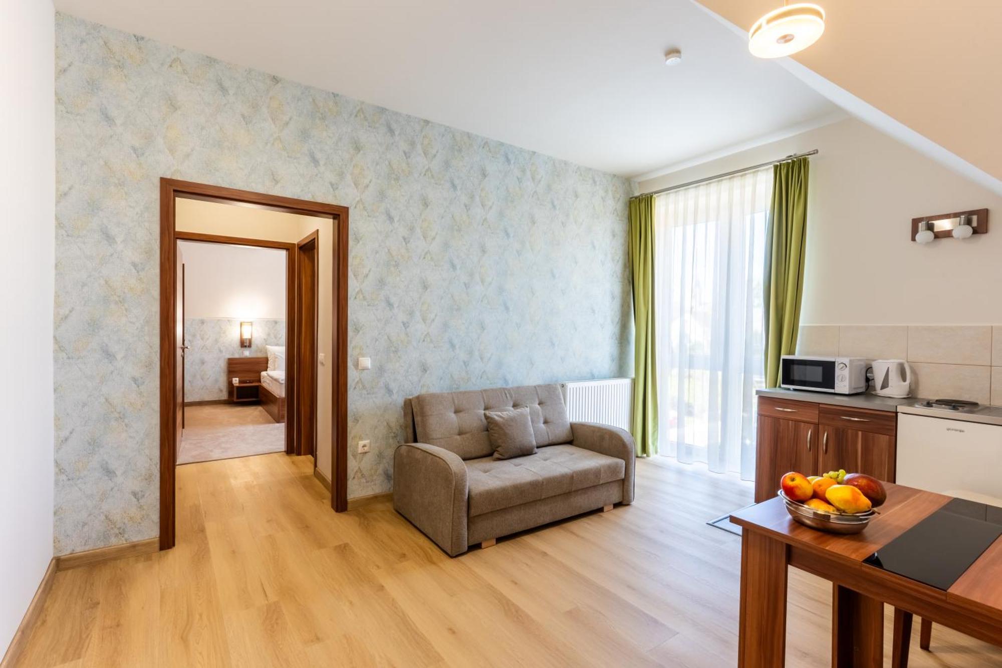 B&B ライタ パーク Mosonmagyaróvár エクステリア 写真